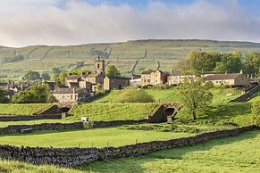Cottage in Hawes Near Yorkshire Dales Trails
