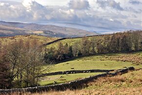 Cottage in Hawes Near Yorkshire Dales Trails
