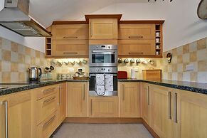 Cottage in Hawes Near Yorkshire Dales Trails