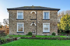 Cottage in Cornwall by Helford River & Hot Tub