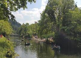 Apartment in Matlock Near Peak District Trails