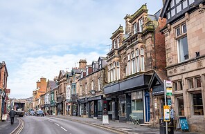 Apartment in Matlock Near Peak District Trails