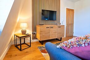 Apartment in Matlock Near Peak District Trails