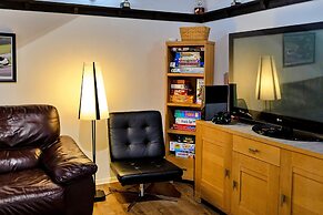 Bungalow in Mainsforth With Games Room