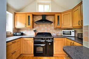 Lodge by River Wye With Private River Access