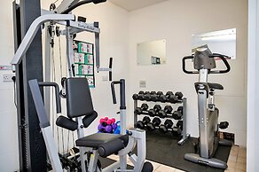 Lodge in Thirsk With Spa & Countryside Views
