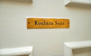 Lodge in Thirsk With Spa & Countryside Views