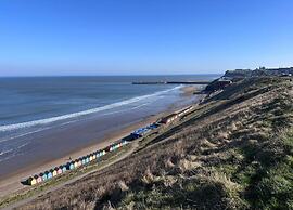 Apartment in Whitby Near Whalebone Arch