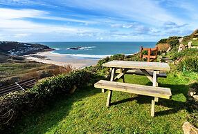 Cottage in Sennen Near Sandy Beach