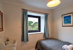 Cottage in Sennen Near Sandy Beach