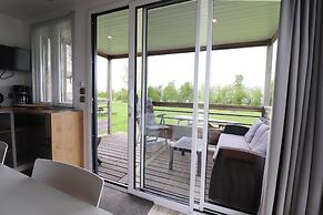 Chalet by Hegermeer With Lake Access