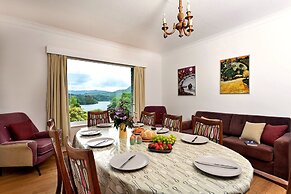 Cottage in Grasmere With Lake Access