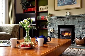 Cottage in Grasmere With Lake Access