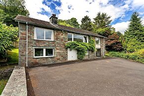 Cottage in Grasmere With Lake Access