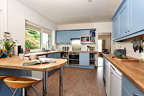 Cottage in Grasmere With Lake Access