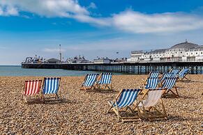 Apartment in Brighton Near the Beach