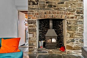 Cottage in Launceston Near Cornwall & Devon