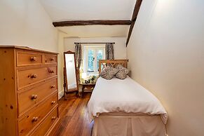 Historical Cottage in Ingleton, No Deposit