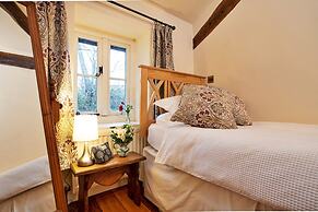 Historical Cottage in Ingleton, No Deposit