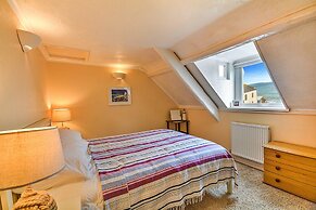 Cottage in Kingsand With Sea Views