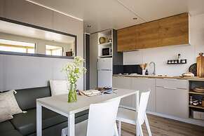Chalet by Hegermeer With Harbor Access