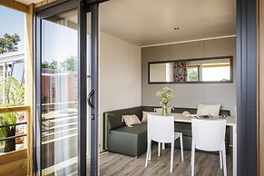 Chalet by Hegermeer With Harbor Access