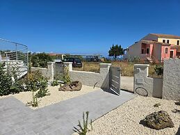 Home Geranio With Private Garden