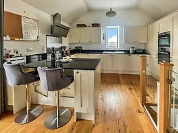 Cottage in Millbrook With Countryside Views