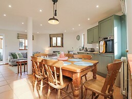 The Round House