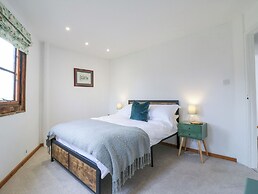 The Round House