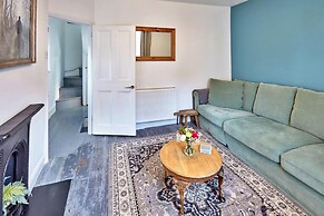 Cottage in Whitby Near Scenic Seafront