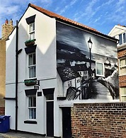 Cottage in Whitby Near Scenic Seafront