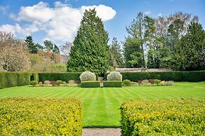 Lodge in Thirsk With Spa & Scenic Trails