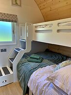 Glamping Pod in Yorkshire Wolds Countryside