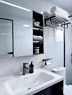 One Bedroom at Marina Bay Square