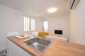 Beachfront apartments Nincevic
