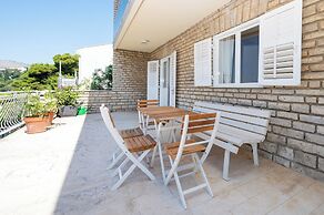 Beachfront apartments Nincevic
