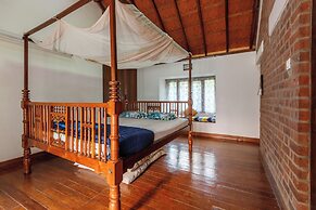 Kerala Style Villa by Stayjade
