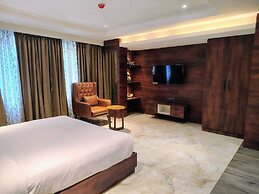 Luxus Inn Hotel