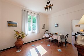 Middle Apartment Vernazza