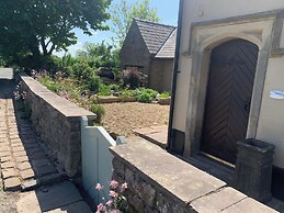 Stoneycross Cottage