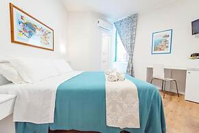 CVM Mare Luna Guesthouse