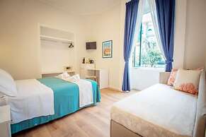 CVM Mare Luna Guesthouse