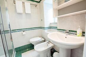 CVM Mare Luna Guesthouse
