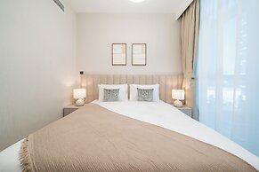 Modern 2BR – Canal-Side Elegance