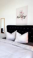 Cozy 3BR Apt Near Kaufpark Alterlaa