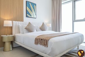 Vogue | Downtown with Direct Access to Dubai Mall