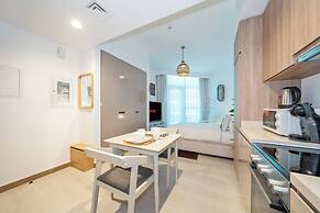 Sophisticated Studio Escape – Luxury Design