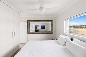 Beachfront Luxury 3 Beds With Ocean View Balcony