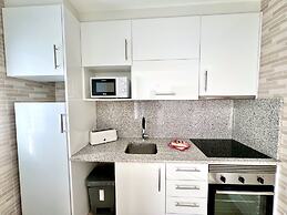 Vilamoura Design 2 by Homing